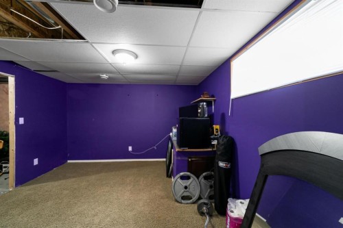 5809 28 Avenue, Camrose, AB - Indoor
