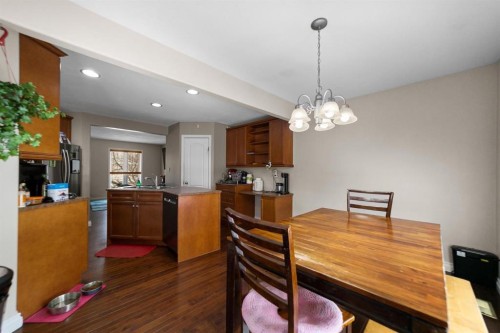 5809 28 Avenue, Camrose, AB - Indoor Photo Showing Dining Room