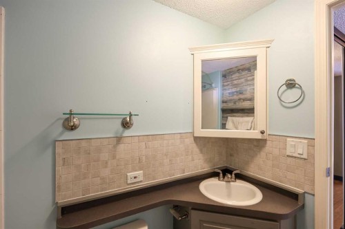 4915 Doncaster Avenue, Red Deer, AB 