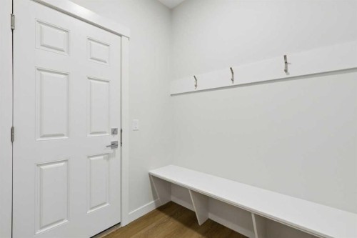 85 Southborough Square, Cochrane, AB - Indoor Photo Showing Other Room