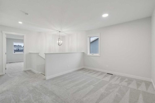 85 Southborough Square, Cochrane, AB - Indoor Photo Showing Other Room