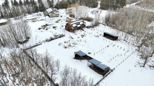 27137 Highway 42  Rural Red Deer County, AB T0M 1R0