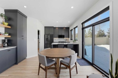 183 Ellington Crescent, Red Deer, AB - Indoor Photo Showing Dining Room