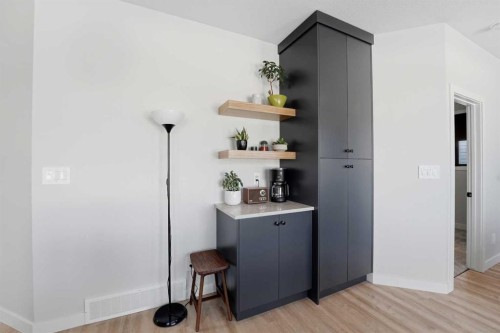 183 Ellington Crescent, Red Deer, AB - Indoor Photo Showing Other Room