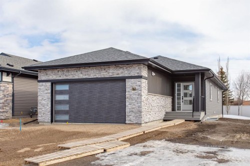 17 Tindale Place, Red Deer, AB - Outdoor