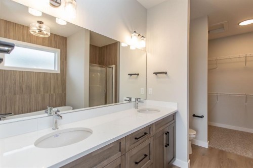 17 Tindale Place, Red Deer, AB - Indoor Photo Showing Bathroom