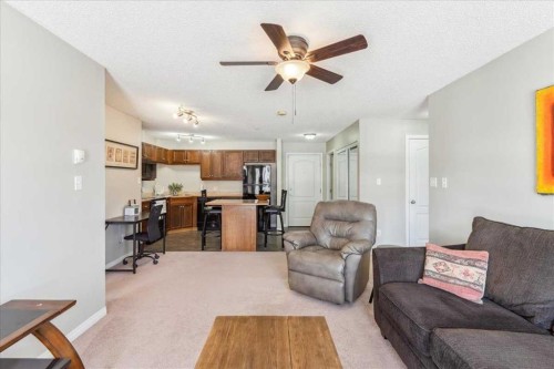 112-5340 199 Street, Edmonton, AB - Indoor Photo Showing Living Room