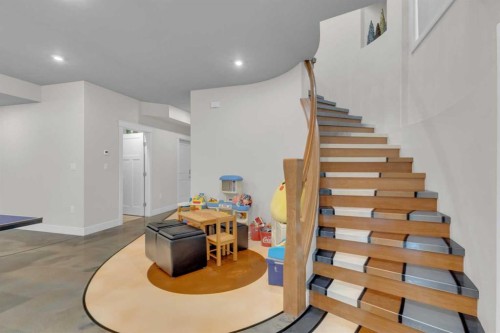 38 Grove Close, Red Deer, AB - Indoor Photo Showing Other Room