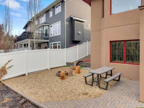 38 Grove Close, Red Deer, AB - Outdoor With Exterior