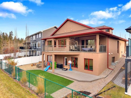 38 Grove Close, Red Deer, AB - Outdoor