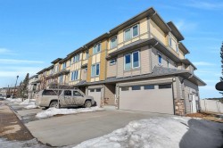 707-339 Viscount Drive  Red Deer, AB T4R 0S2