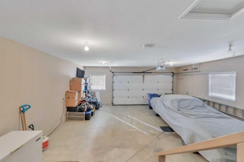 16 Askin Close, Red Deer, AB - Indoor Photo Showing Garage