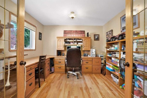 7 Revie Close, Red Deer, AB - Indoor Photo Showing Office