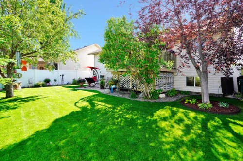 7 Revie Close, Red Deer, AB - Outdoor