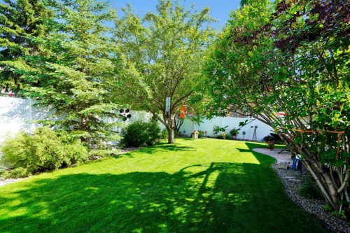 7 Revie Close, Red Deer, AB - Outdoor