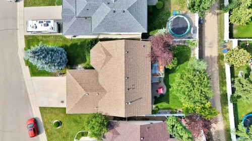 7 Revie Close, Red Deer, AB - Outdoor