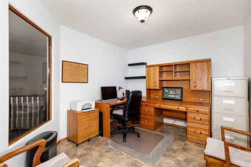 145 Doran Crescent, Red Deer, AB - Indoor Photo Showing Office