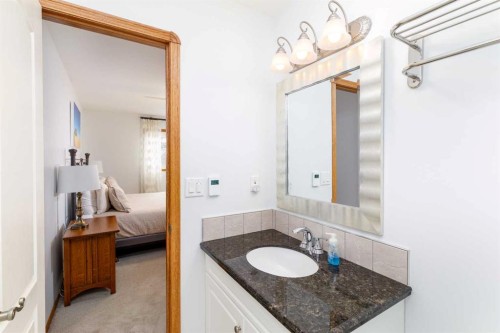 145 Doran Crescent, Red Deer, AB - Indoor Photo Showing Bathroom