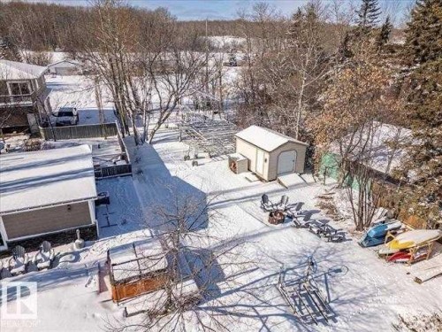 19 Lakeshore Drive, Grandview, AB 