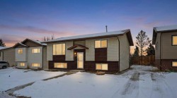 105 Eastman Crescent  Red Deer, AB T4R 1X4