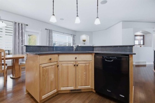 91 Woodrow Close, Red Deer, AB - Indoor Photo Showing Kitchen