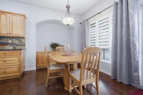 91 Woodrow Close, Red Deer, AB - Indoor Photo Showing Dining Room