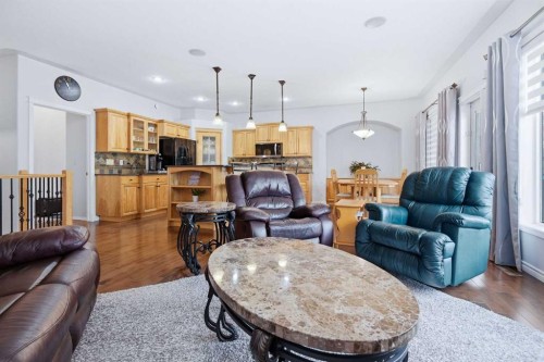 91 Woodrow Close, Red Deer, AB - Indoor Photo Showing Living Room
