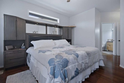 91 Woodrow Close, Red Deer, AB - Indoor Photo Showing Bedroom