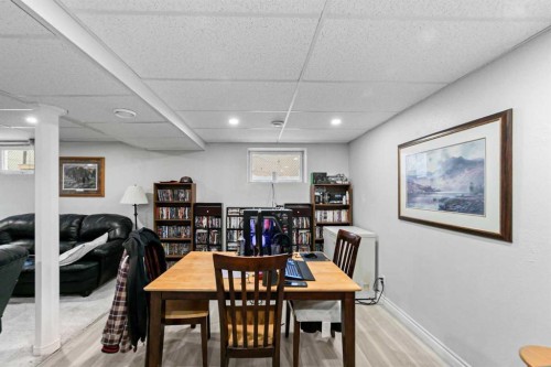 6304 39 Avenue, Camrose, AB 