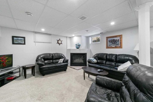 6304 39 Avenue, Camrose, AB 
