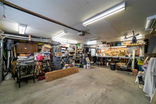 6304 39 Avenue, Camrose, AB 