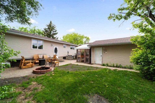 6304 39 Avenue, Camrose, AB 