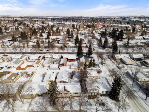 6304 39 Avenue, Camrose, AB 