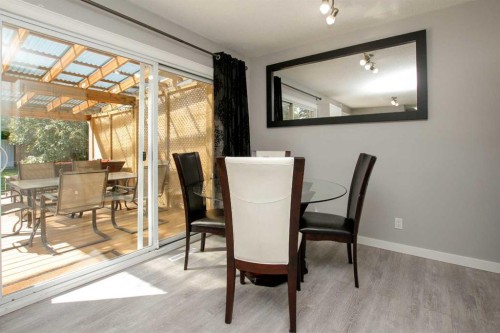 4 Mckee Close, Red Deer, AB - Indoor Photo Showing Dining Room