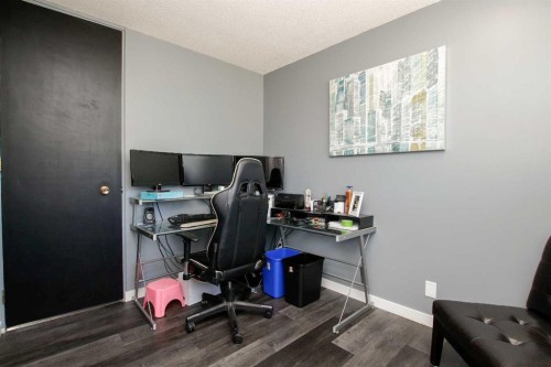 4 Mckee Close, Red Deer, AB - Indoor Photo Showing Office
