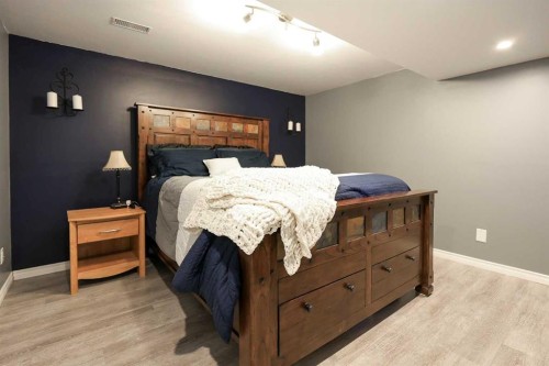 4 Mckee Close, Red Deer, AB - Indoor Photo Showing Bedroom