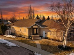 4 Drever Close Red Deer, AB T4R 2N6