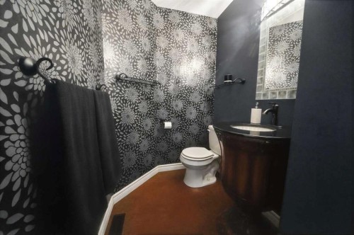 4 Drever Close, Red Deer, AB - Indoor Photo Showing Bathroom