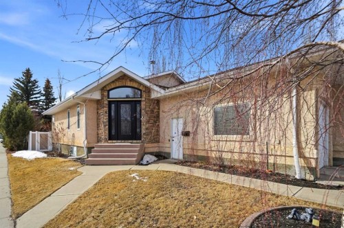 4 Drever Close, Red Deer, AB - Outdoor