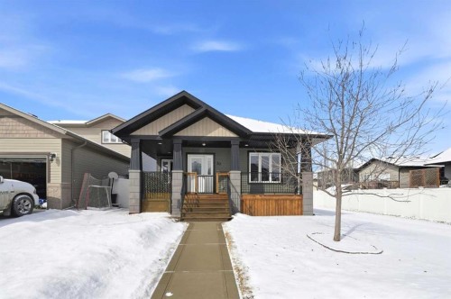 30 Morris Court  Blackfalds, AB T4M 0B3