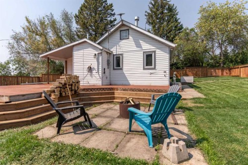 211 Red Wing Crescent, Tillicum Beach, AB - Outdoor With Deck Patio Veranda