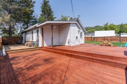 211 Red Wing Crescent, Tillicum Beach, AB - Outdoor With Deck Patio Veranda With Exterior
