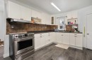 211 Red Wing Crescent, Tillicum Beach, AB  - Indoor Photo Showing Kitchen 