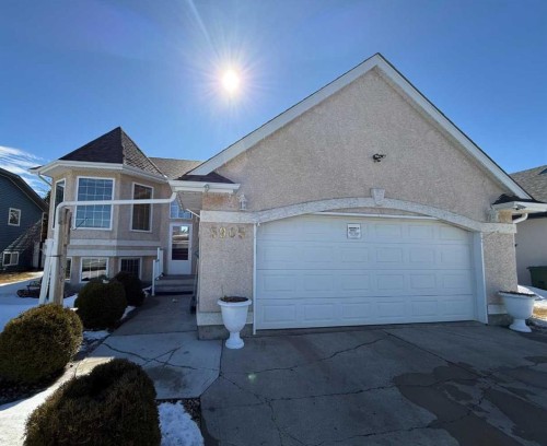 5905 61 Ave, Ponoka, AB - Outdoor