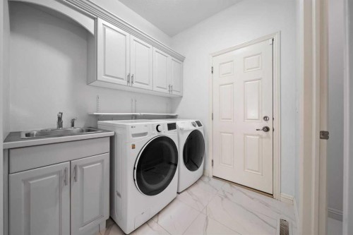 116 Allwright Close, Red Deer, AB - Indoor Photo Showing Laundry Room