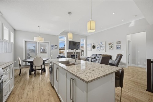 2 Vernon Close, Red Deer, AB - Indoor Photo Showing Kitchen With Double Sink With Upgraded Kitchen