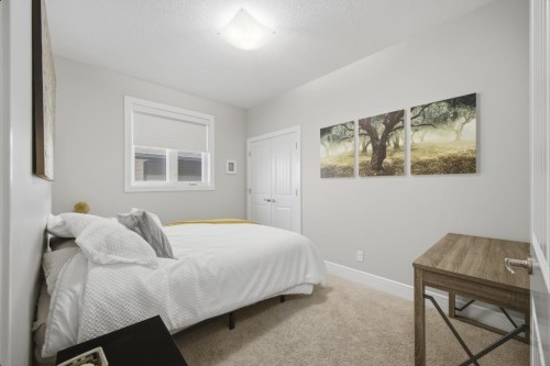 2 Vernon Close, Red Deer, AB - Indoor Photo Showing Bedroom