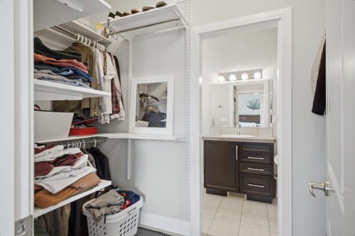 2 Vernon Close, Red Deer, AB - Indoor With Storage