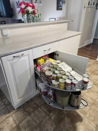 10 Patterson Crescent, Red Deer, AB - Indoor