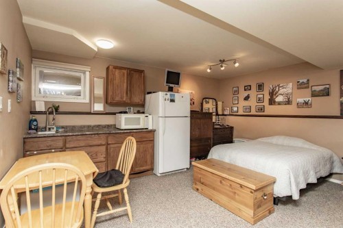 10 Patterson Crescent, Red Deer, AB - Indoor Photo Showing Other Room